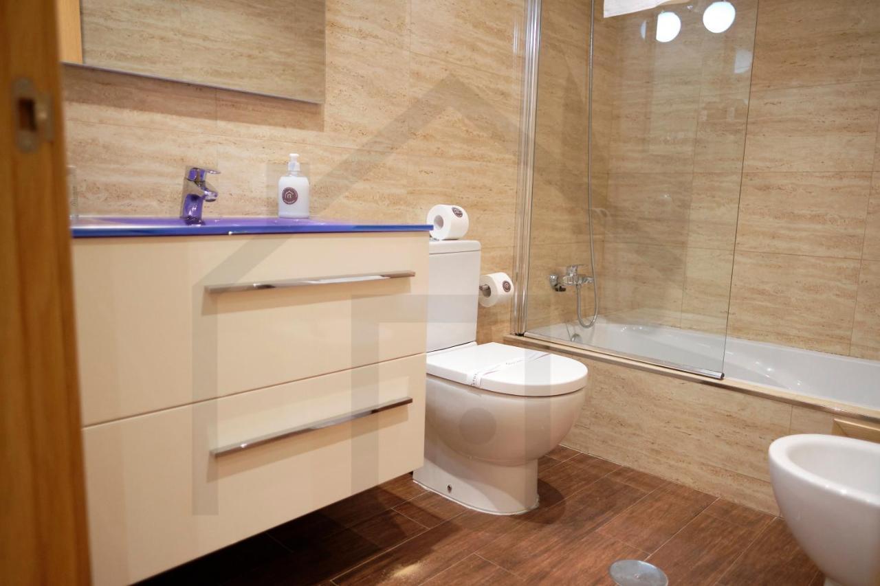 Apartamento Candelaria - Lujo A Un Paso Del Centro Oviedo Exterior foto